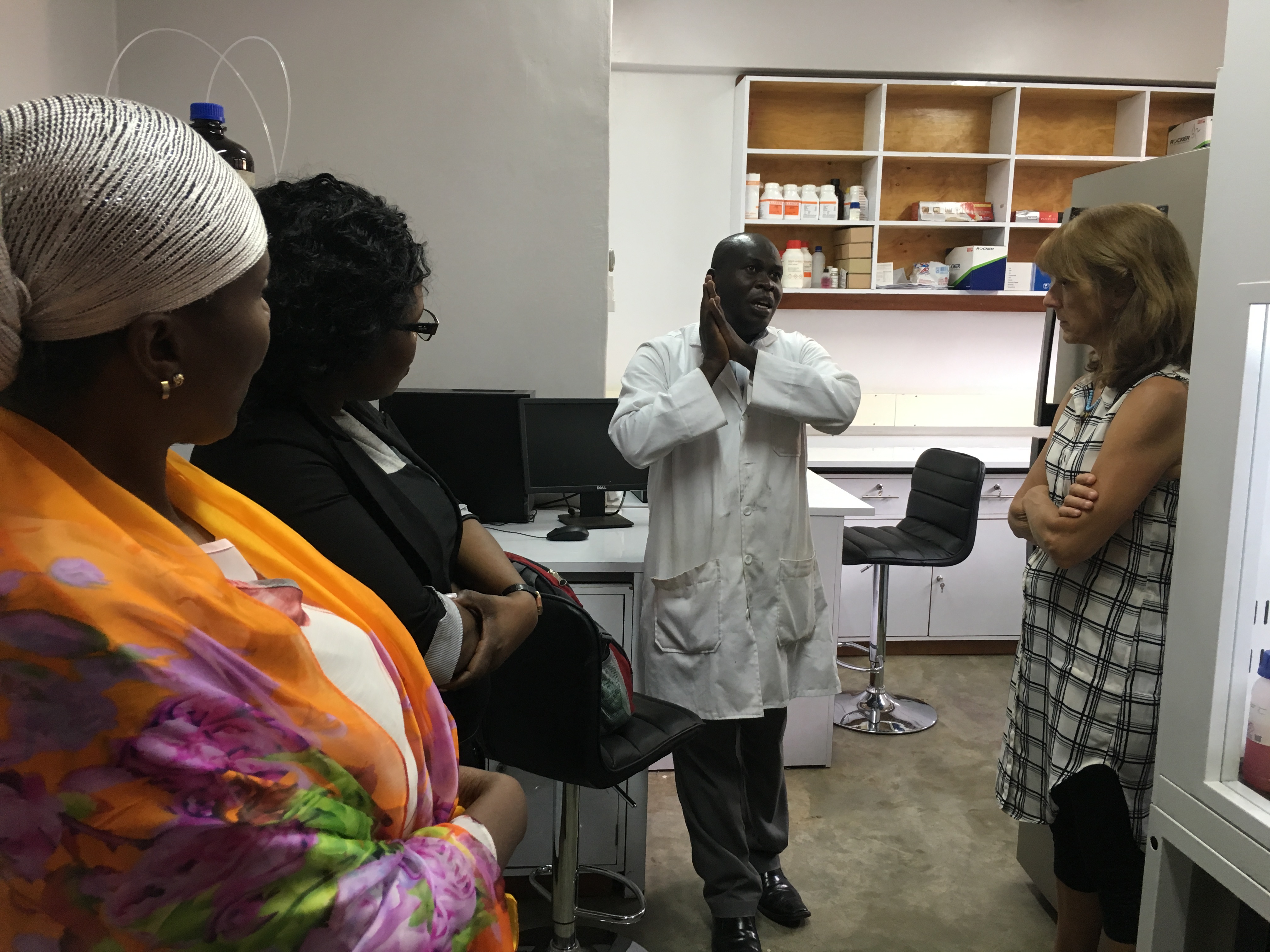 13. Site Visit of Dr. Farida Were’s Lab at the Department of Chemistry, University of Nairobi.