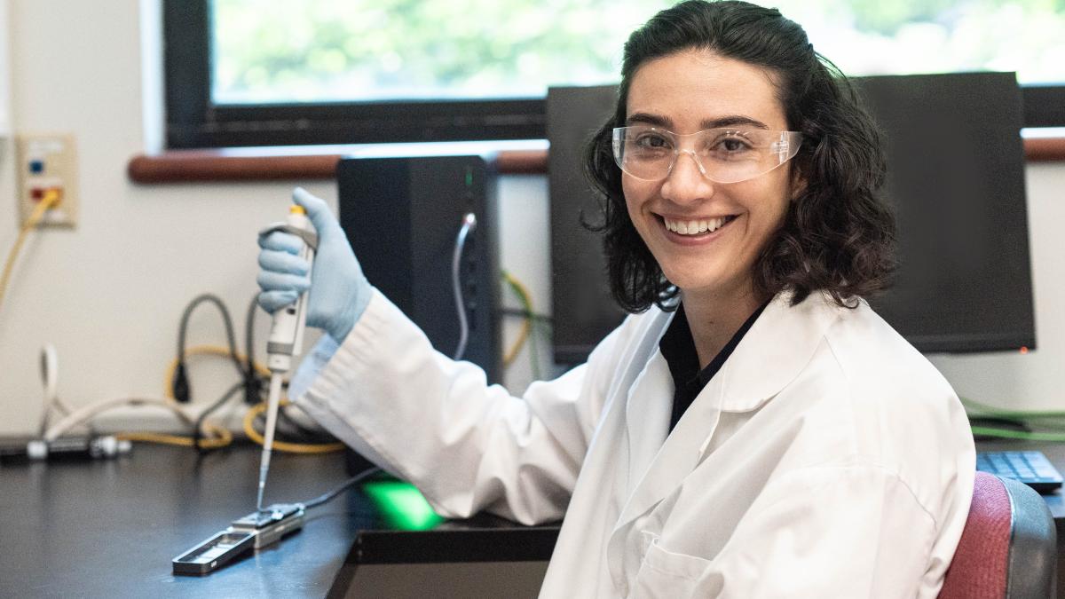 Erica in the lab